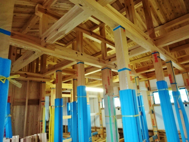天然乾燥、自然素材、手刻み手加工で創る木造住宅７，１６